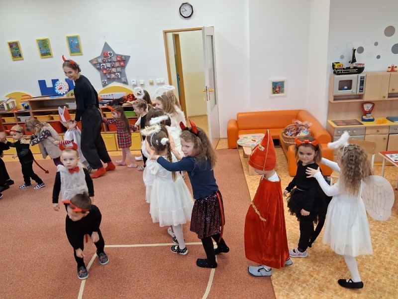 MIKULÁŠSKÁ NADÍLKA MŠ KORÁLKY