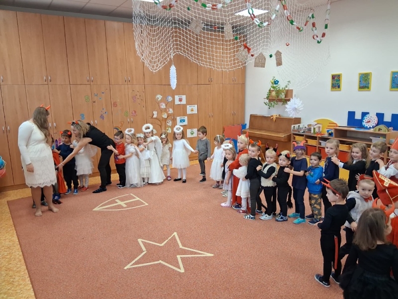 MIKULÁŠSKÁ NADÍLKA MŠ KORÁLKY