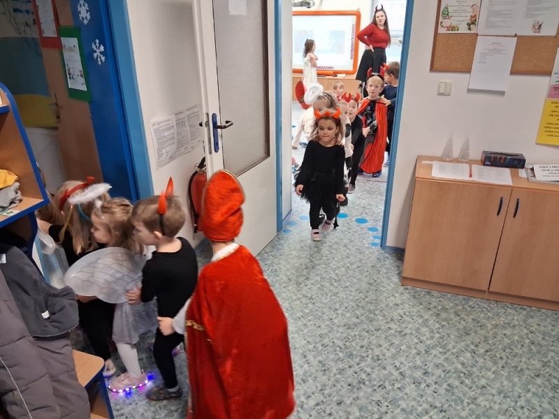 MIKULÁŠSKÁ NADÍLKA MŠ KORÁLKY