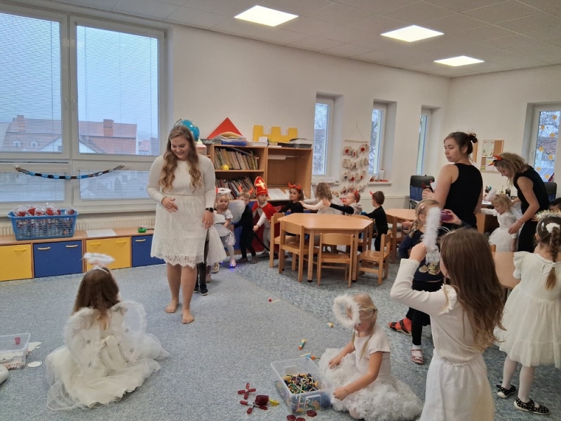 MIKULÁŠSKÁ NADÍLKA MŠ KORÁLKY