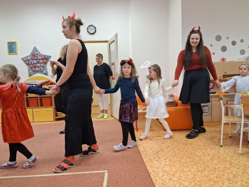 MIKULÁŠSKÁ NADÍLKA MŠ KORÁLKY