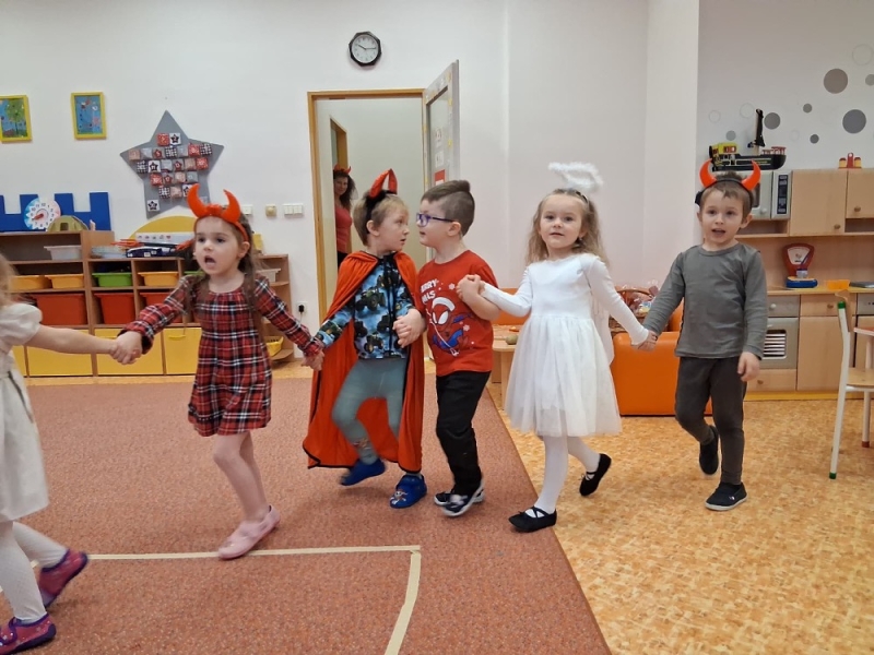 MIKULÁŠSKÁ NADÍLKA MŠ KORÁLKY