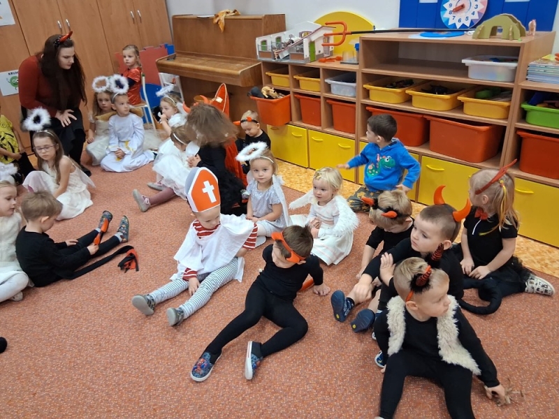 MIKULÁŠSKÁ NADÍLKA MŠ KORÁLKY