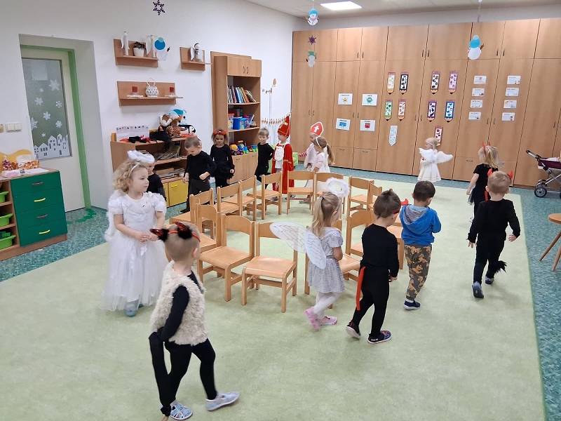 Zeleňásci - Mikuláš už zvoní, cinká