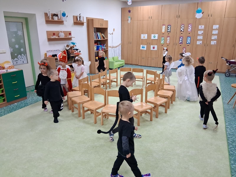 Zeleňásci - Mikuláš už zvoní, cinká