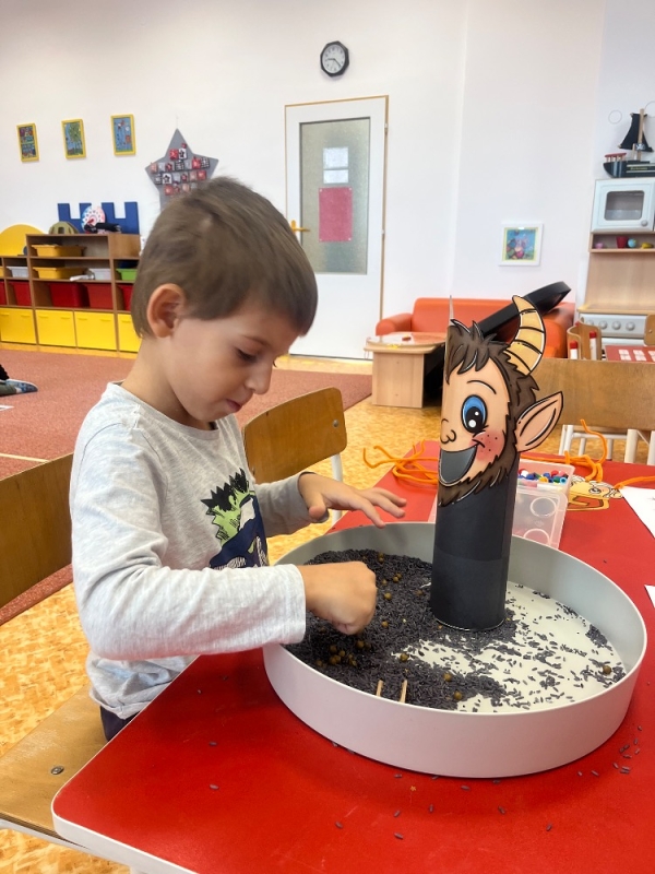 Žluťásci-Mikuláš už zvoní, cinká