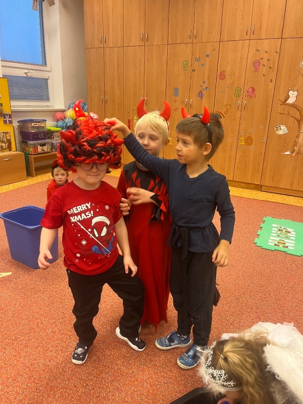 Žluťásci-Mikuláš už zvoní, cinká