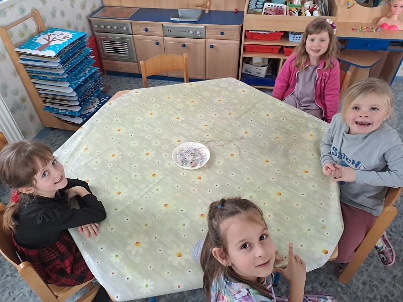 Když mrazíci příjdou a vrabčák hubuje- Modrásci