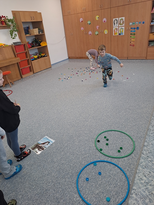 Když mrazíci příjdou a vrabčák hubuje- Modrásci