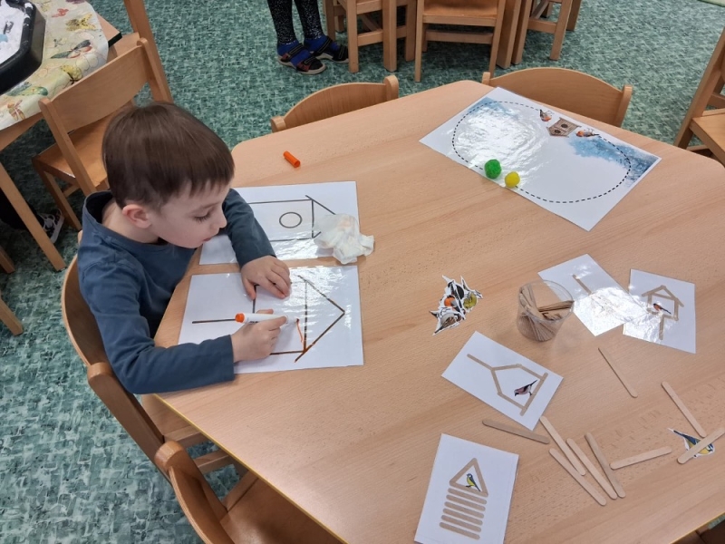 Zeleňásci - Huboval vrabčák na zimu