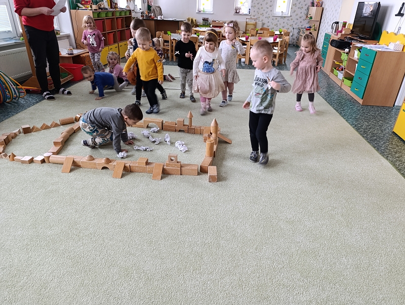 Zeleňásci - Huboval vrabčák na zimu