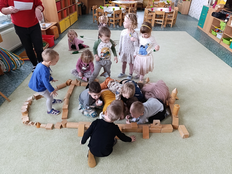 Zeleňásci - Huboval vrabčák na zimu