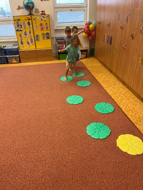 Žluťásci - Tetka Chřipka