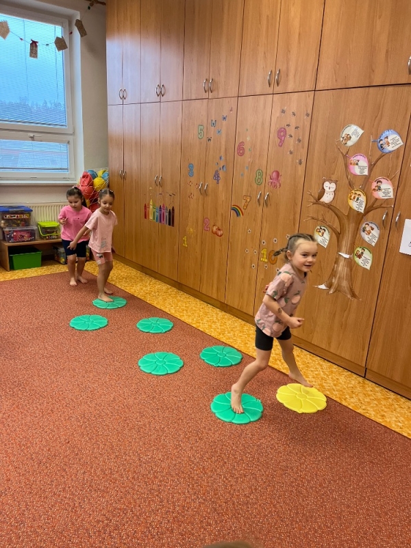 Žluťásci - Tetka Chřipka