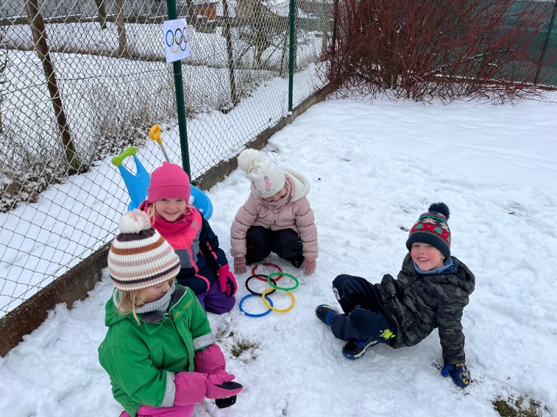 Žluťásci - Zimní olympiáda na Korálkách