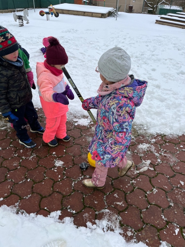 Žluťásci - Zimní olympiáda na Korálkách