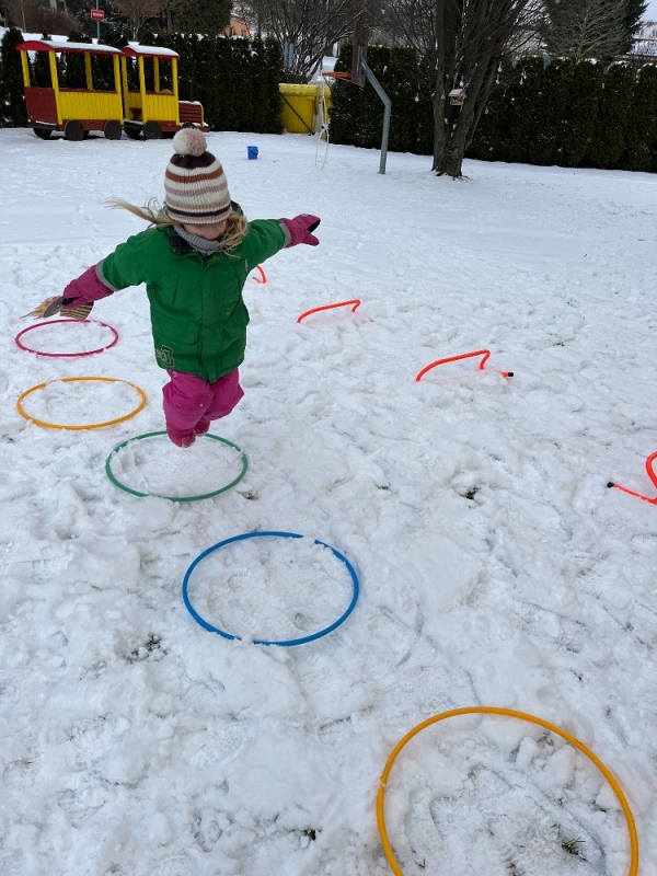 Žluťásci - Zimní olympiáda na Korálkách