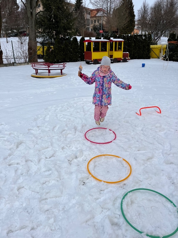 Žluťásci - Zimní olympiáda na Korálkách