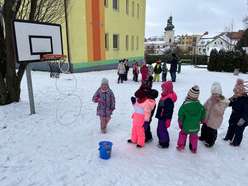 Žluťásci - Zimní olympiáda na Korálkách