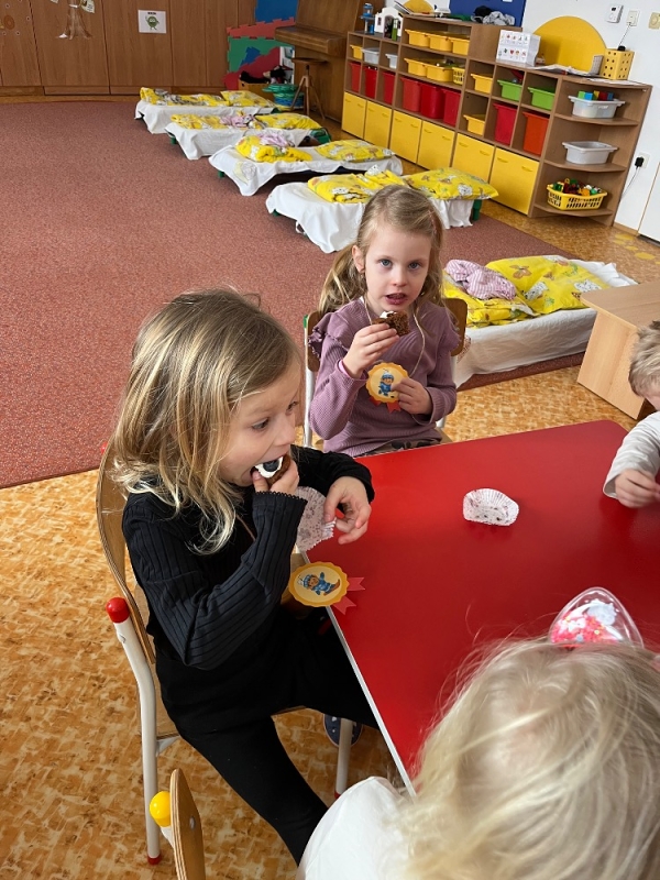 Žluťásci - Zimní olympiáda na Korálkách