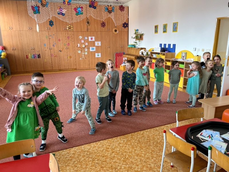 Žluťásci - barevný týden
