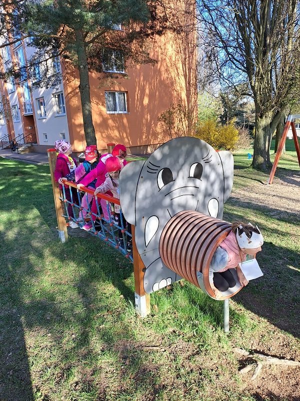Nocování předškoláků ve školce