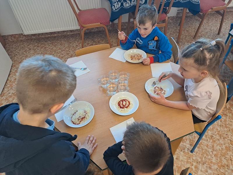 Nocování předškoláků ve školce