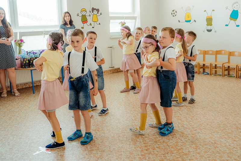 ROZLOUČENÍ PŘEDŠKOLÁKŮ 1.část