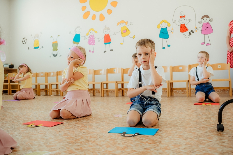 ROZLOUČENÍ PŘEDŠKOLÁKŮ 1.část
