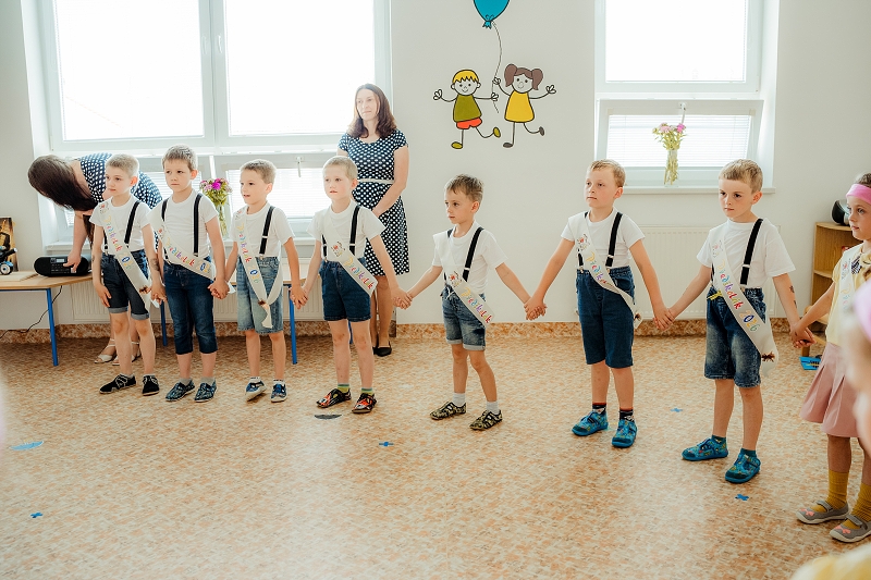 ROZLOUČENÍ PŘEDŠKOLÁKŮ 2.část