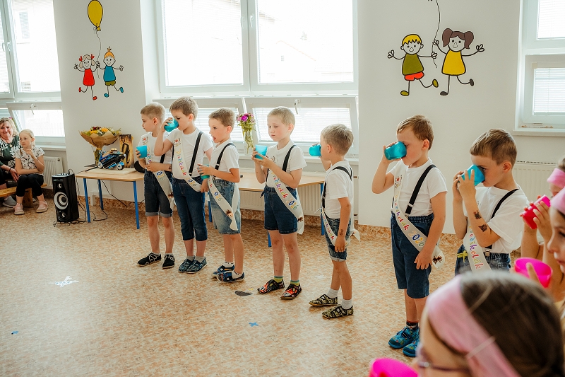 ROZLOUČENÍ PŘEDŠKOLÁKŮ 2.část