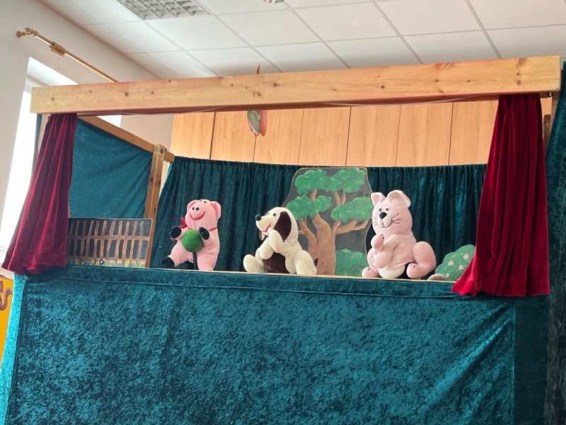 MŠ Korálky - Maňáskové divadlo