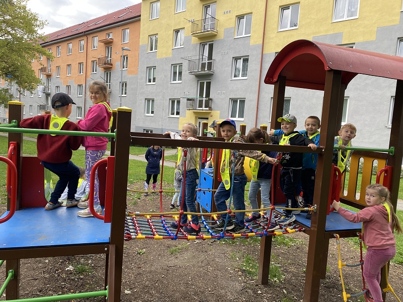 Vycházka na MŠ Čtyřlístek - Opičky