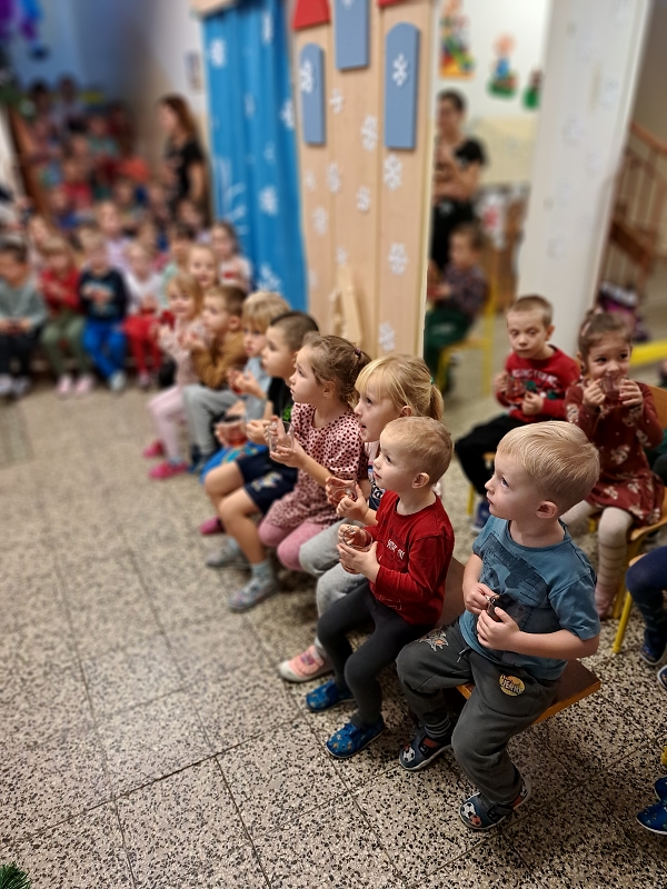 Zpívání na schodech