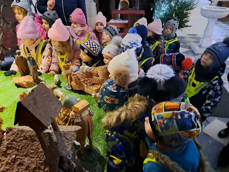 Prohlídka betléma v kostele