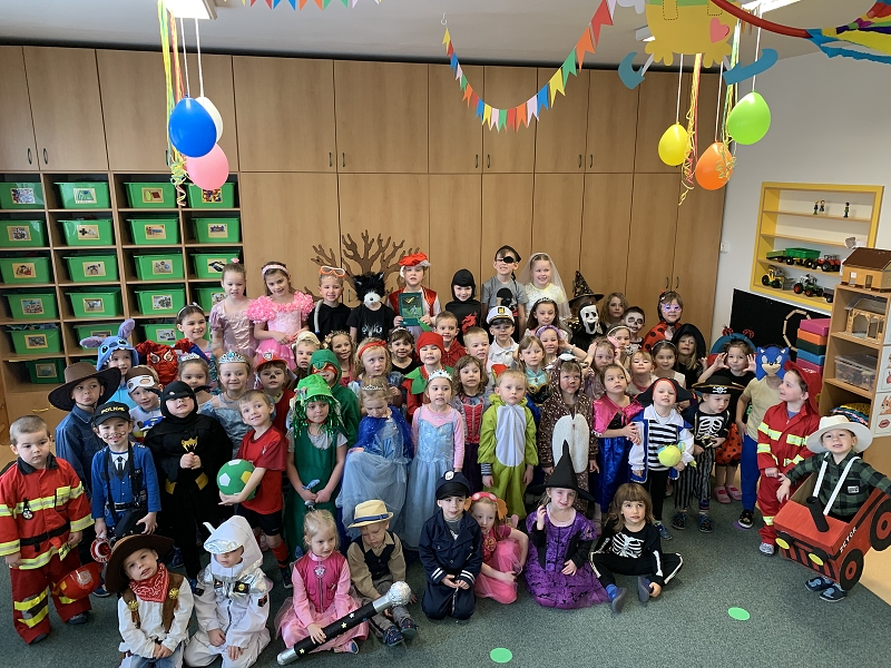 Pohádkový karneval - společná oslava karnevalu