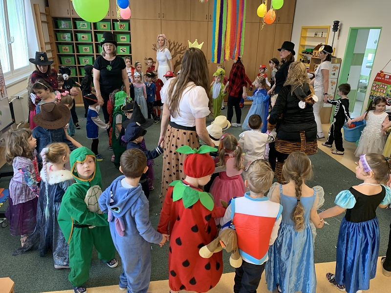 Pohádkový karneval - společná oslava karnevalu