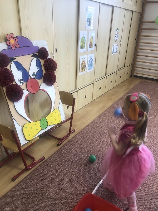 Karneval u Broučků