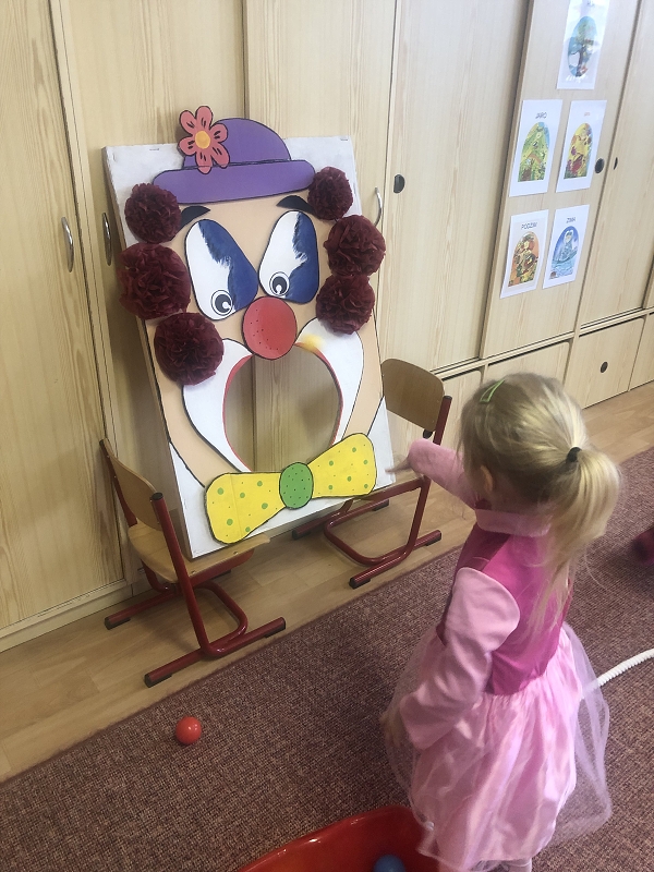 Karneval u Broučků