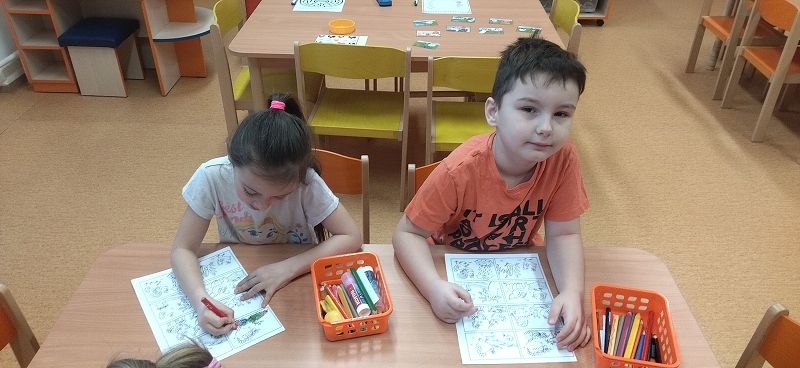 Pohádka O kohoutkovi a slepičce - Opičky