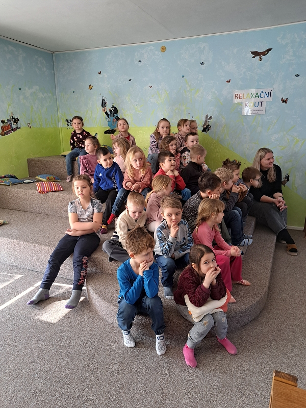 Veverky v knihovně