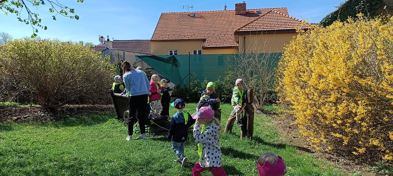Broučci venku