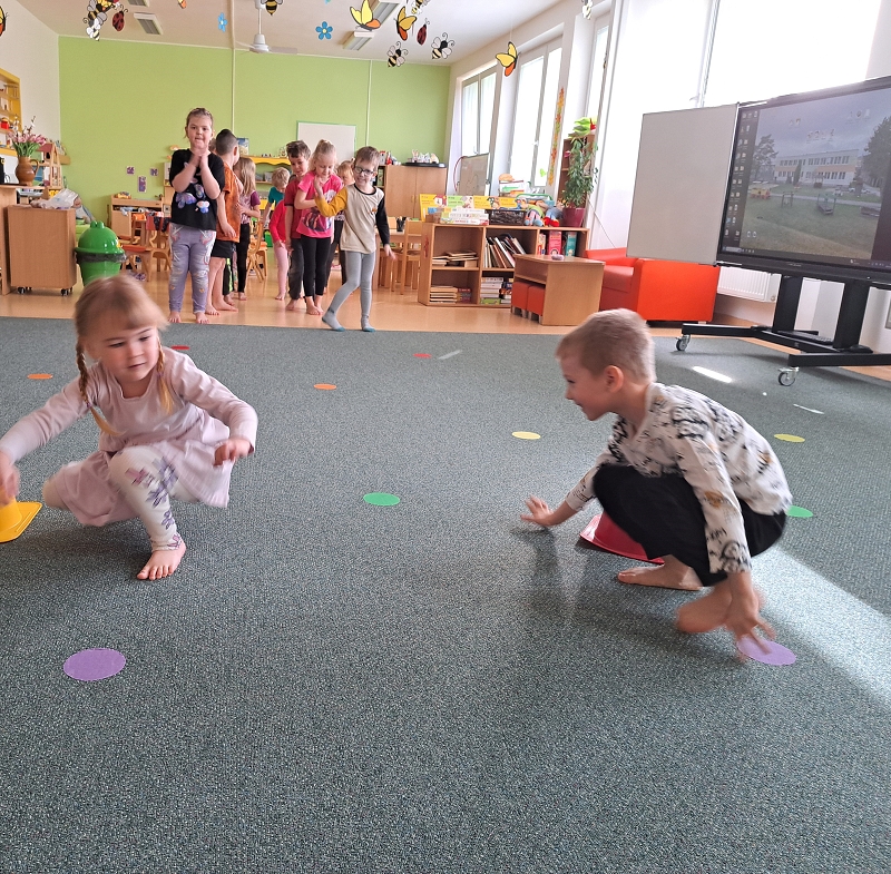 Velikonoce u zvířátek na statku ve třídě Veverek