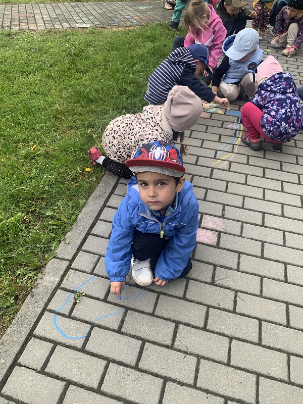 Pohádka plná barev - oslava dne dětí