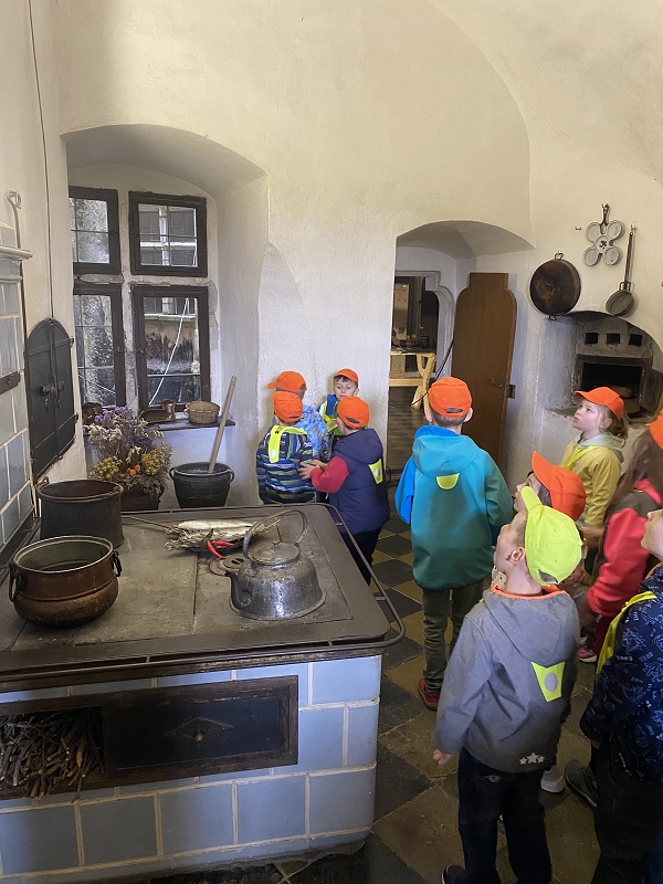 Výlet na hrad Pernštejn - Opičky
