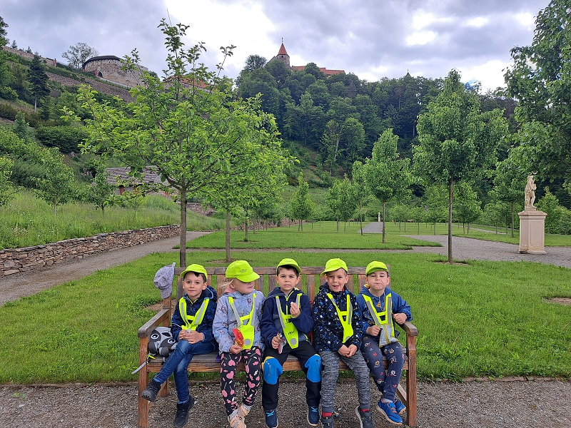 Výlet na Pernštejn - Veverky