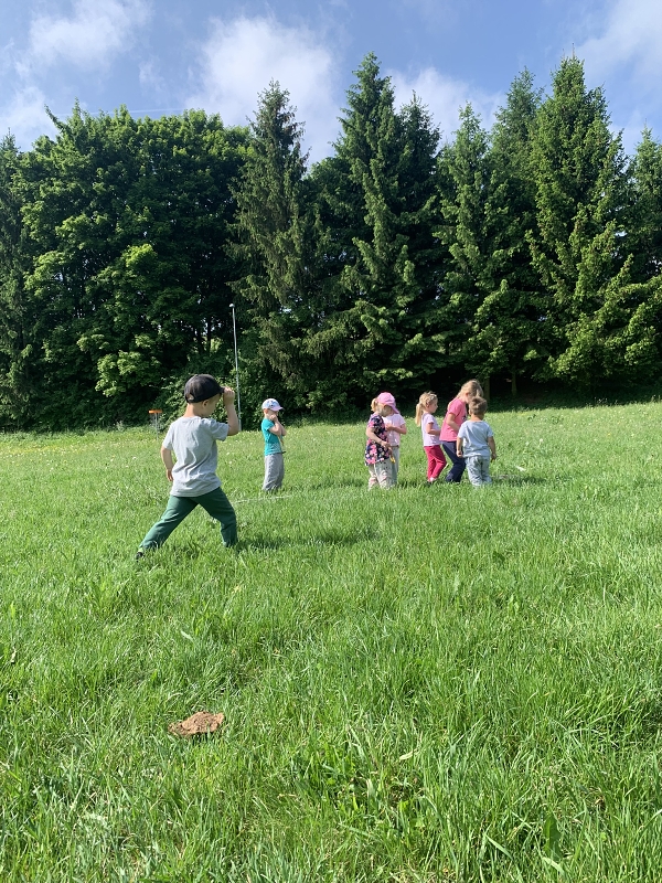 Broučci a jejich piknik