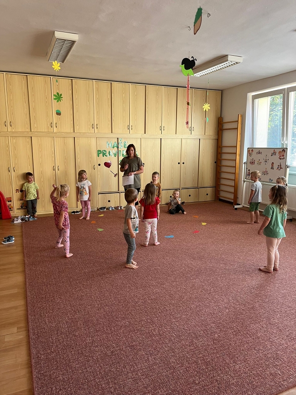 Broučci první dny ve školce