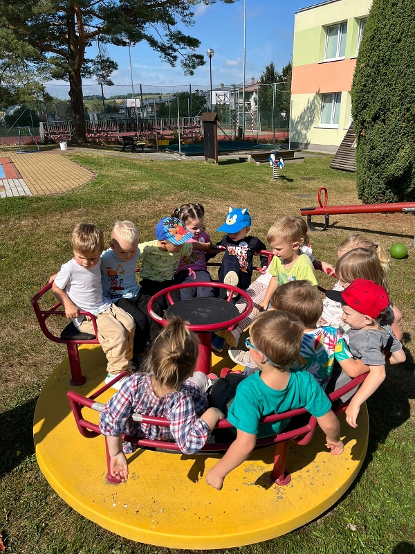 Broučci první dny ve školce