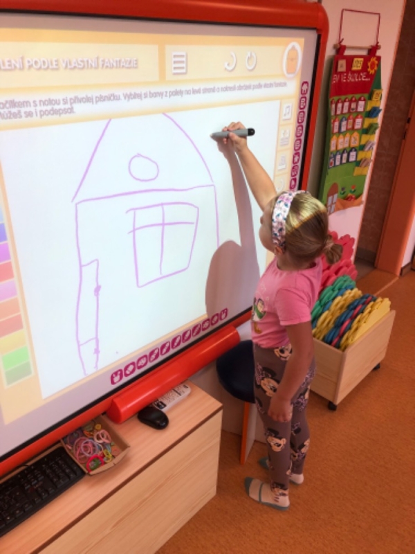 První dny ve školce - Opičky